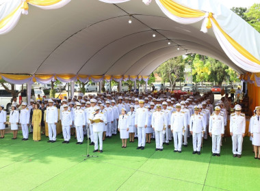 เข้าร่วมพิธีวันที่ระลึก ... พารามิเตอร์รูปภาพ 3