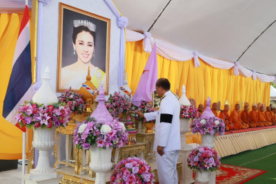 ร่วมพิธีเจริญพระพุทธมนต์ ทำบุญตักบาตรและปล่อยพันธุ์สัตว์น้ำ ... พารามิเตอร์รูปภาพ 1