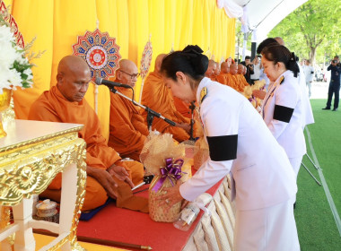 ร่วมพิธีเจริญพระพุทธมนต์ ทำบุญตักบาตรและปล่อยพันธุ์สัตว์น้ำ ... พารามิเตอร์รูปภาพ 2