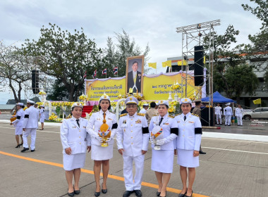 จังหวัดประจวบคีรีขันธ์ประกอบพิธีถวายเครื่องราชสักการะ ... พารามิเตอร์รูปภาพ 3